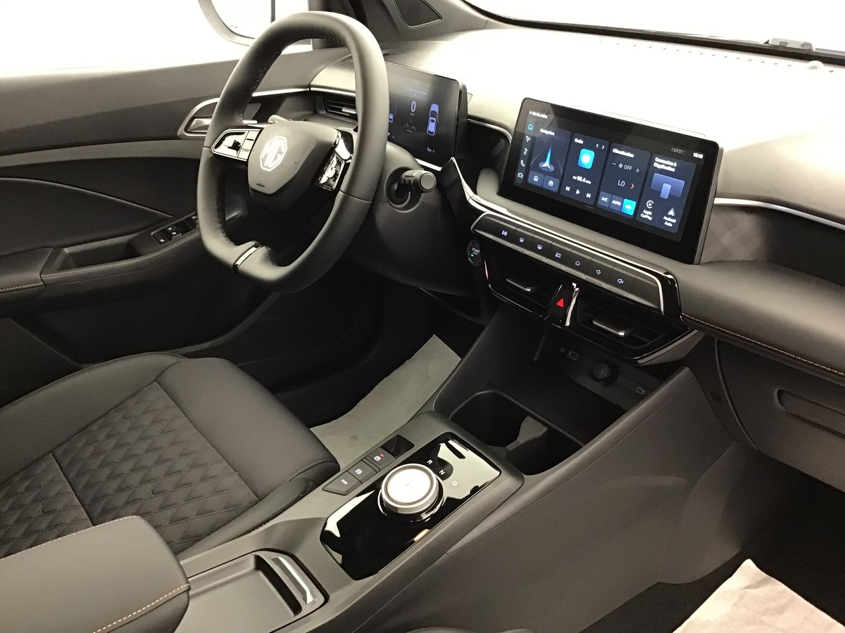 MG MG3 — photo 8