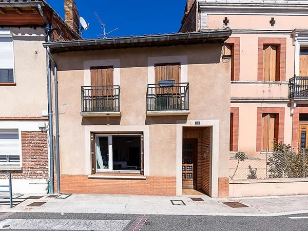Appartement 3 pièces BRUGUIERES 56m2