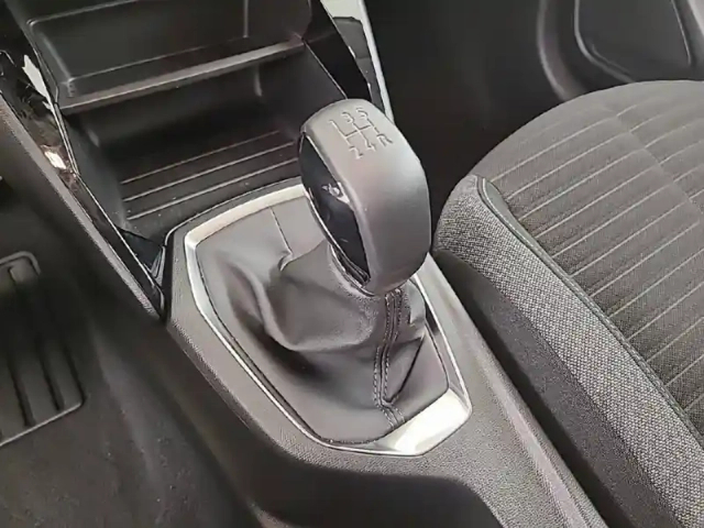 Peugeot 208 puretech 75 s&amp;s bvm5 — photo 14