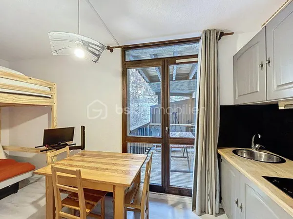 Studio 1 pièce 17 m²