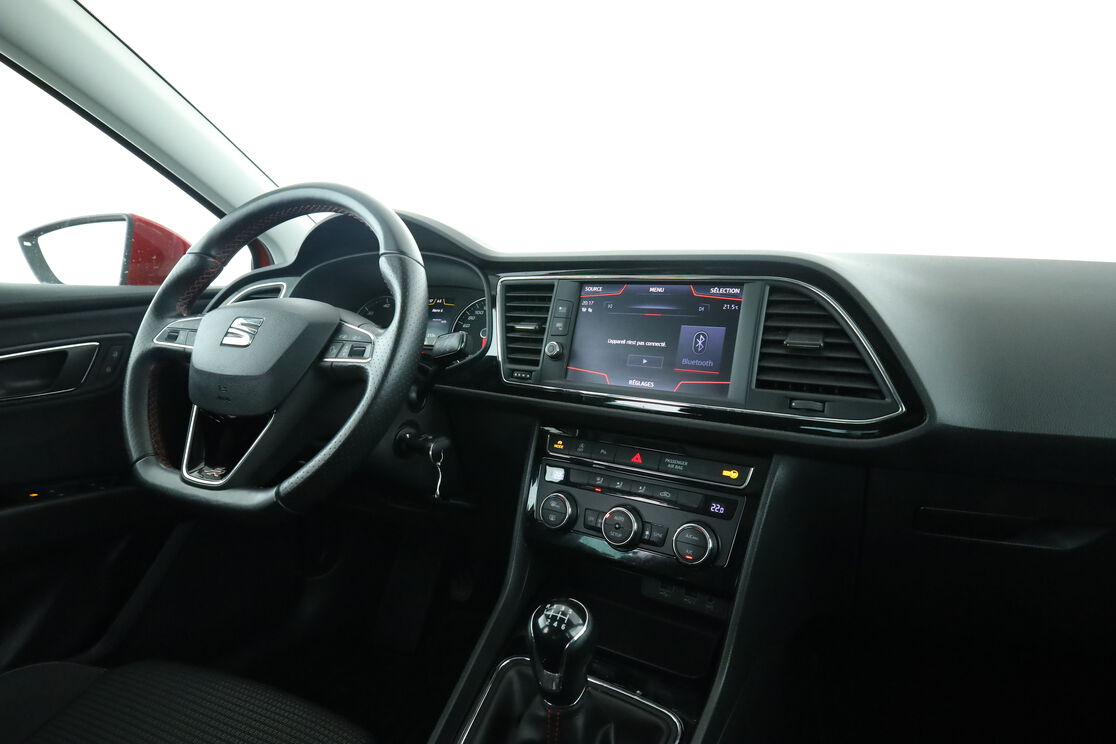 Seat Leon 2.0 TDI FR — photo 12