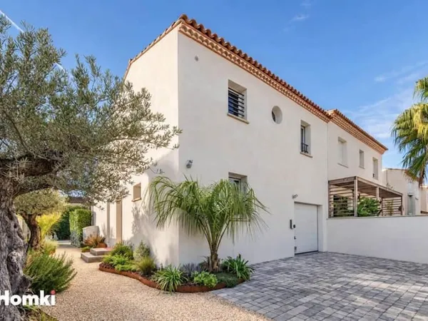 Maison/Villa T5 de 112 m² à Aigues-Mortes 30220