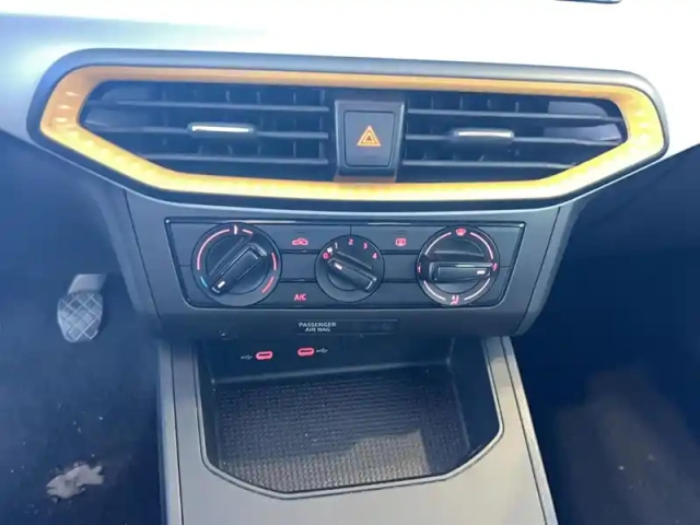 Seat Ibiza 1.0 ecotsi 95 ch s/s bvm5 — photo 10