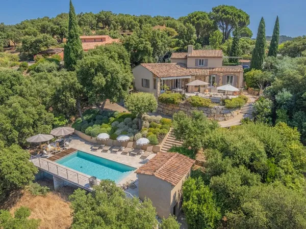 Maison de luxe 6 pièces 200 m²