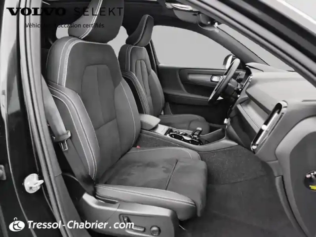 Volvo Xc40 b3 163 ch dct7 ultra — photo 9