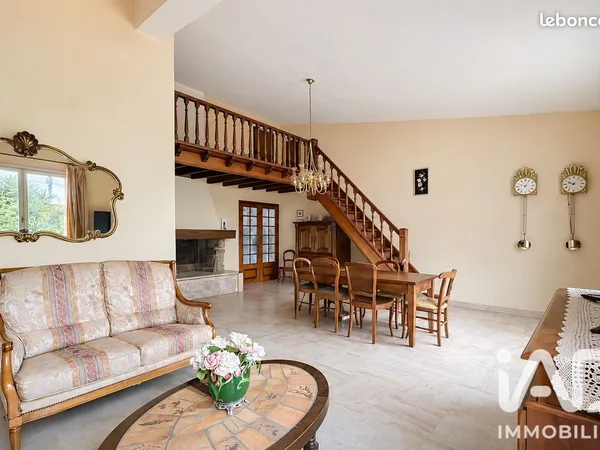 Maison 5 pièces 120 m²
