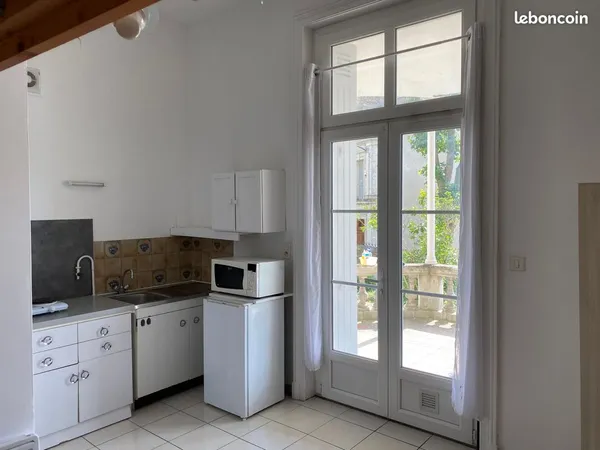 Loue studio calme quartier avenue Wilson / Jardin Vert