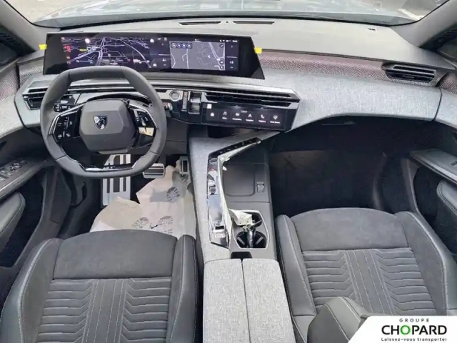 Peugeot 3008 plug-in hybrid 195 e-dcs7 — photo 15