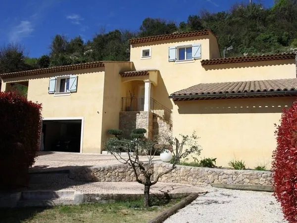 Villa 5 pièces 130 m²