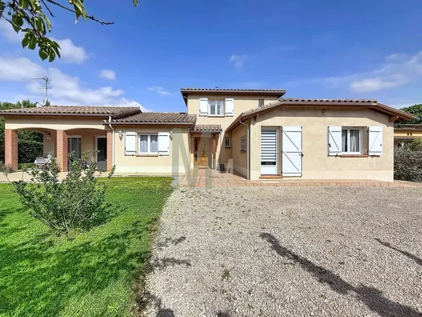 Maison familiale avec piscine - Pibrac