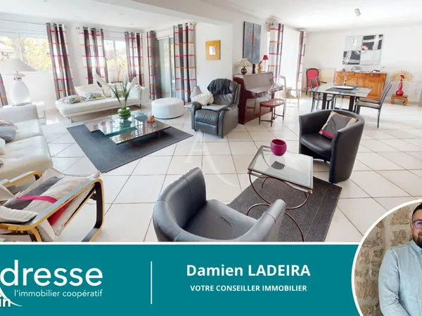Maison 9 pièces 214 m²