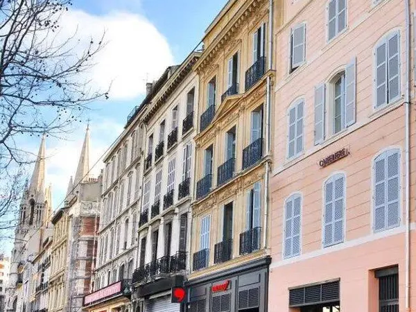 Studio 1 pièce 20 m²