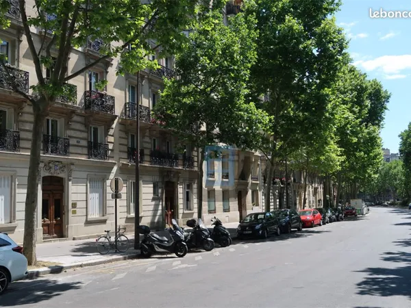 Boutique 187 m² PARIS