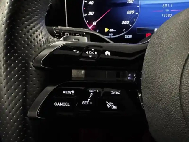 Mercedes Glc 400 e 4matic amg line — photo 13