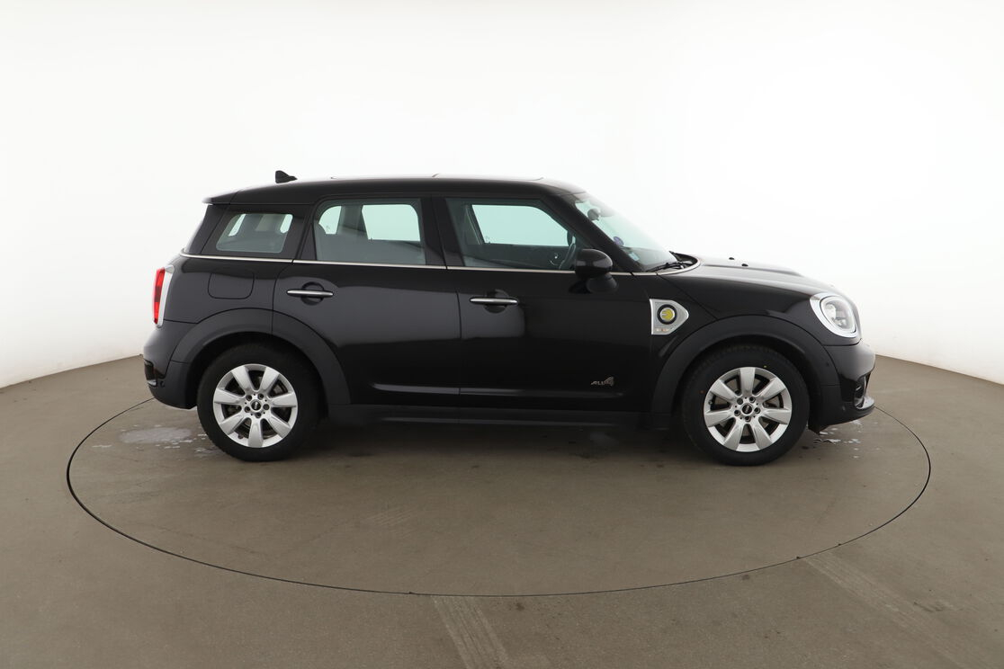 MINI Countryman Cooper SE ALL4 Hybrid BVA6 — photo 6