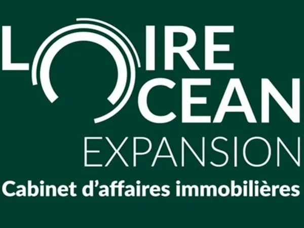 Terrain de 5300m² à louer à Nantes