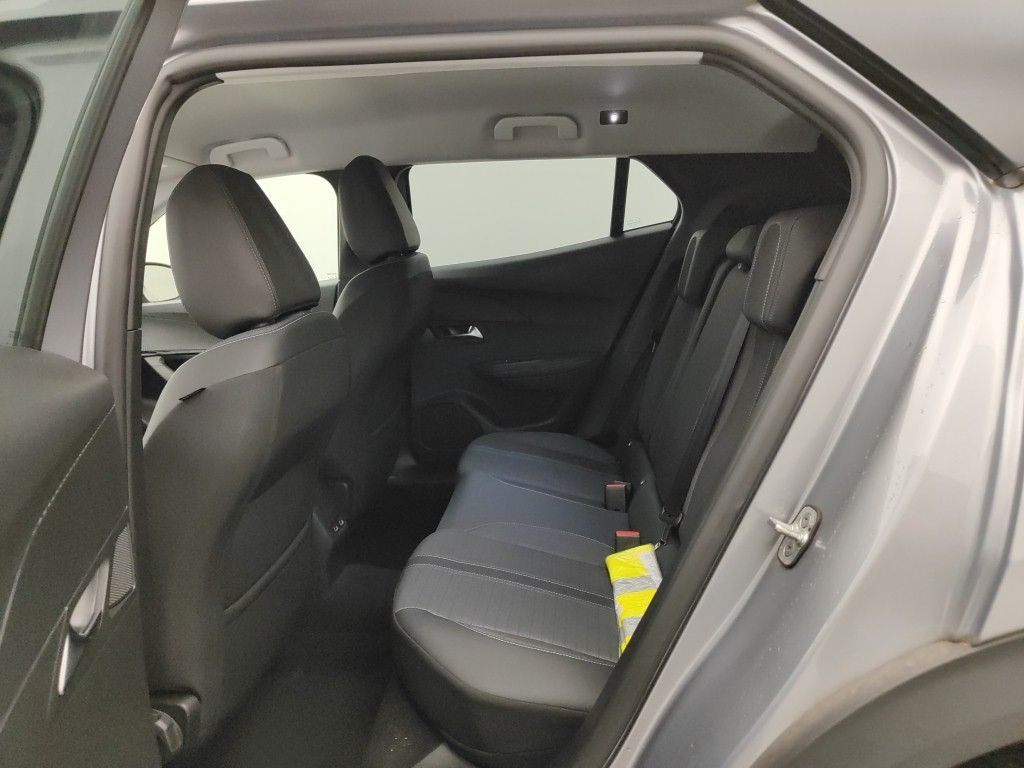 Peugeot 2008 — photo 8