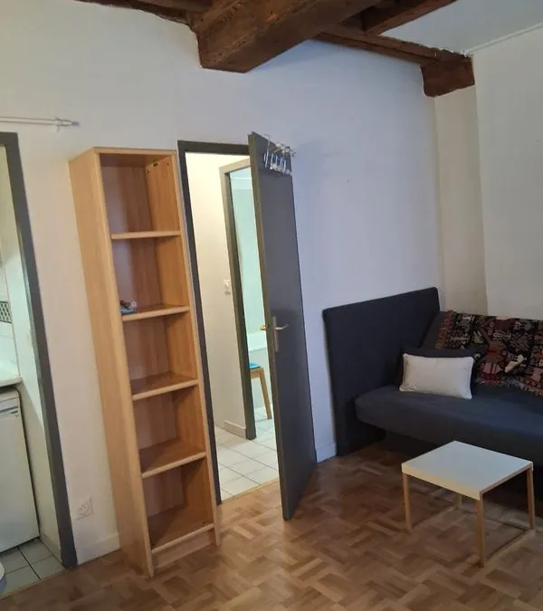 Photo 1