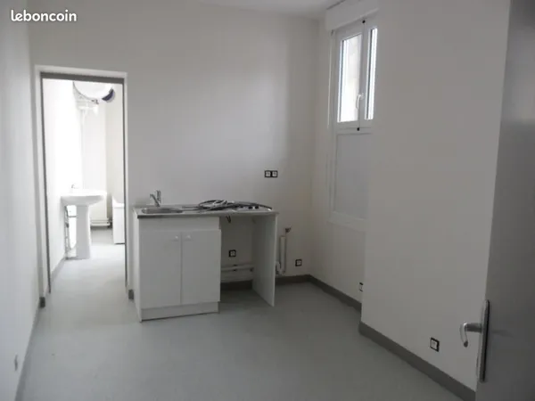 Studio 1 pièce 15 m²
