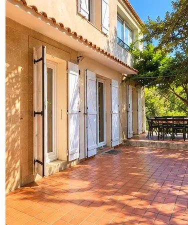 Villa 7 pièces 166 m²