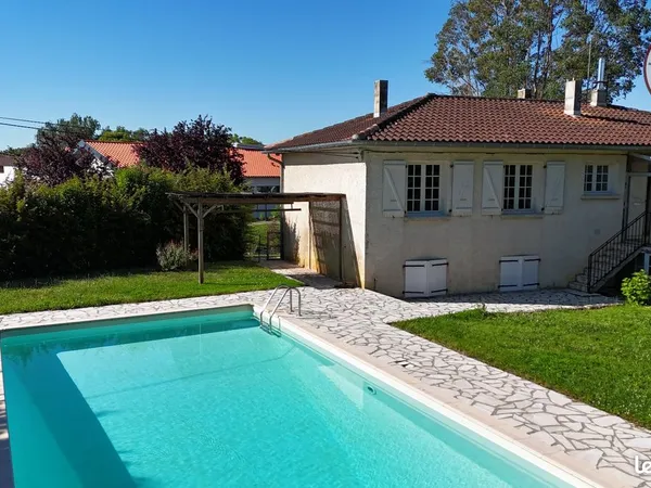 Immeuble 5 pièces 161 m²