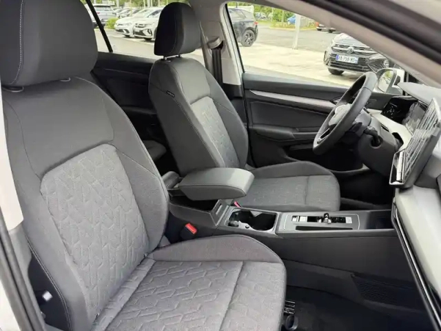 Volkswagen Golf 1.5 ehybrid 204 dsg6 — photo 14