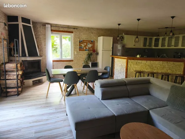 Appartement meublé (rez-de-jardin) 61 m² avec jardin privatif - Quincay