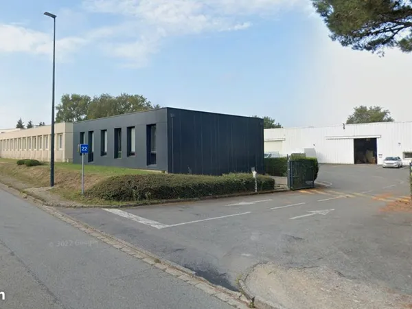 Local 1500 m² BREST