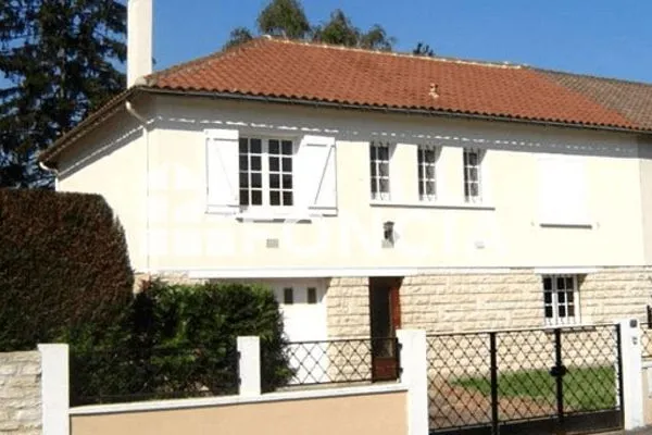 Maison Location Poitiers 5p 101m² 746€