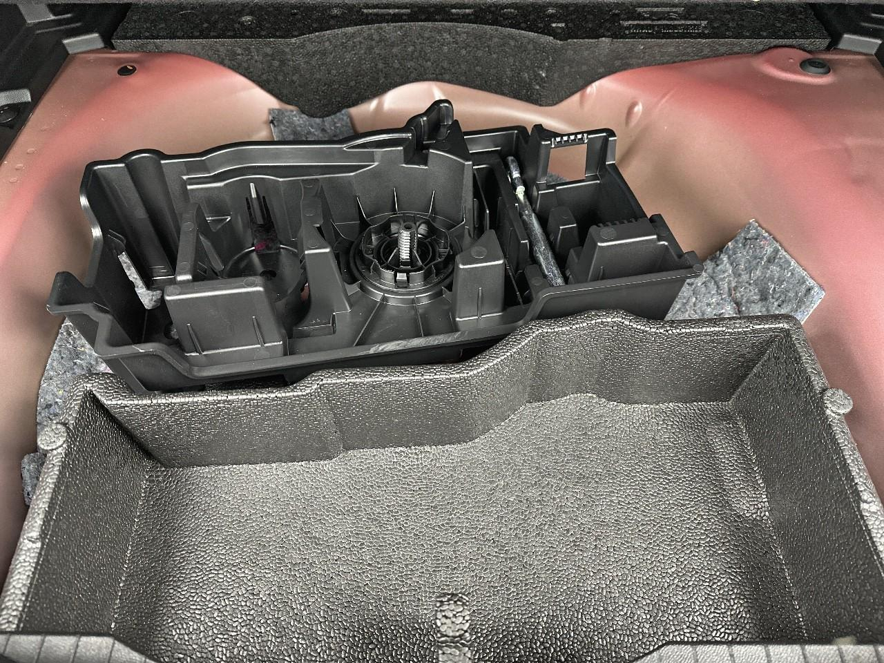 Peugeot 2008 puretech 130 s&s bvm6 style — photo 32