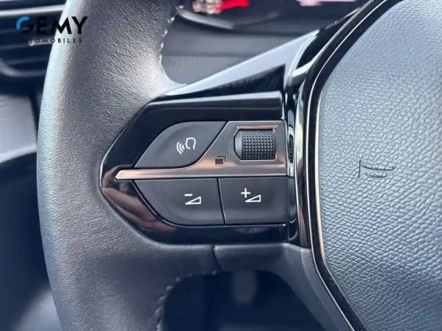 Peugeot 208 puretech 100 s&amp;s bvm6 — photo 21