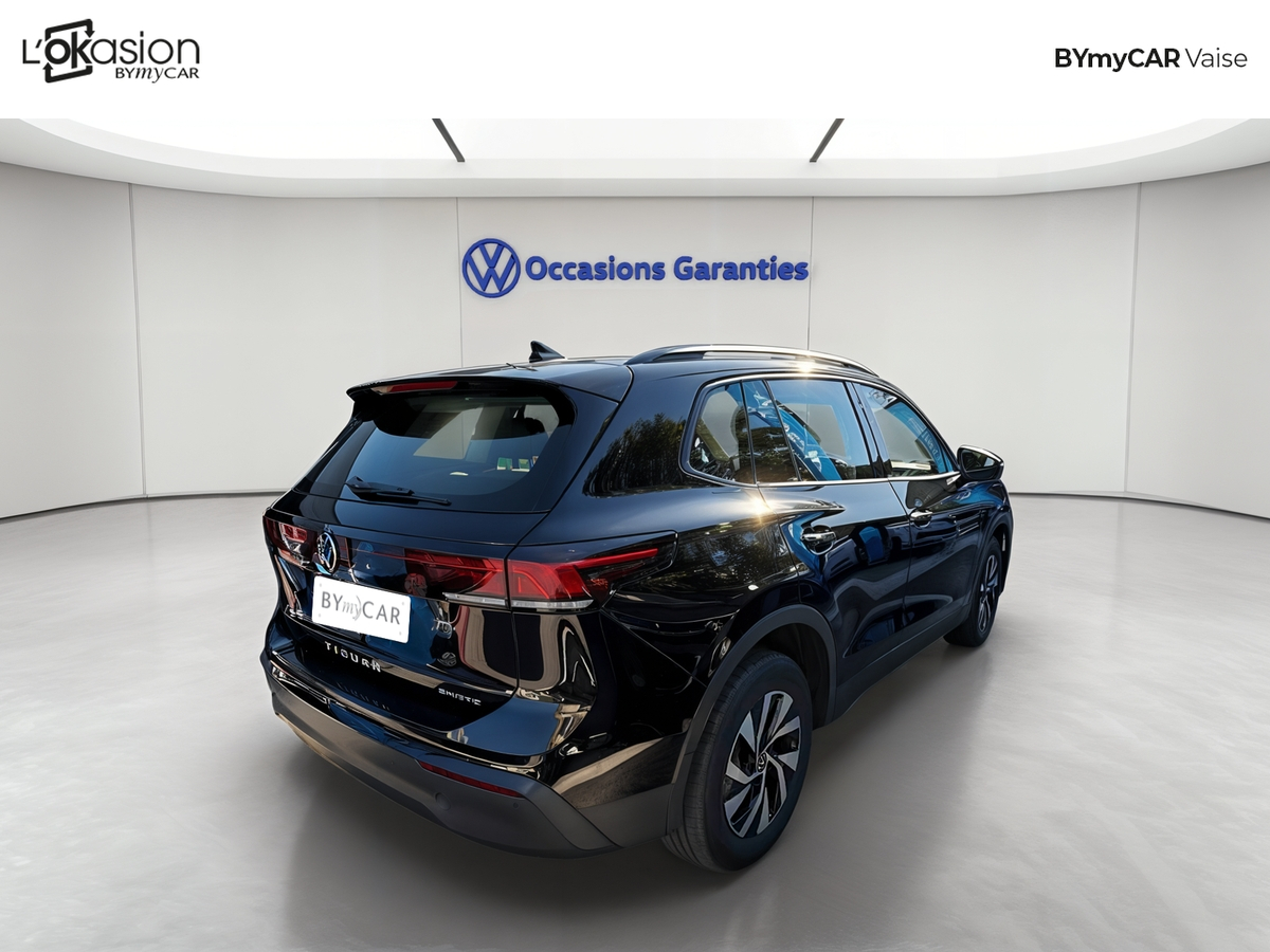Volkswagen Tiguan 1.5 eHybrid 204ch DSG6 — photo 5