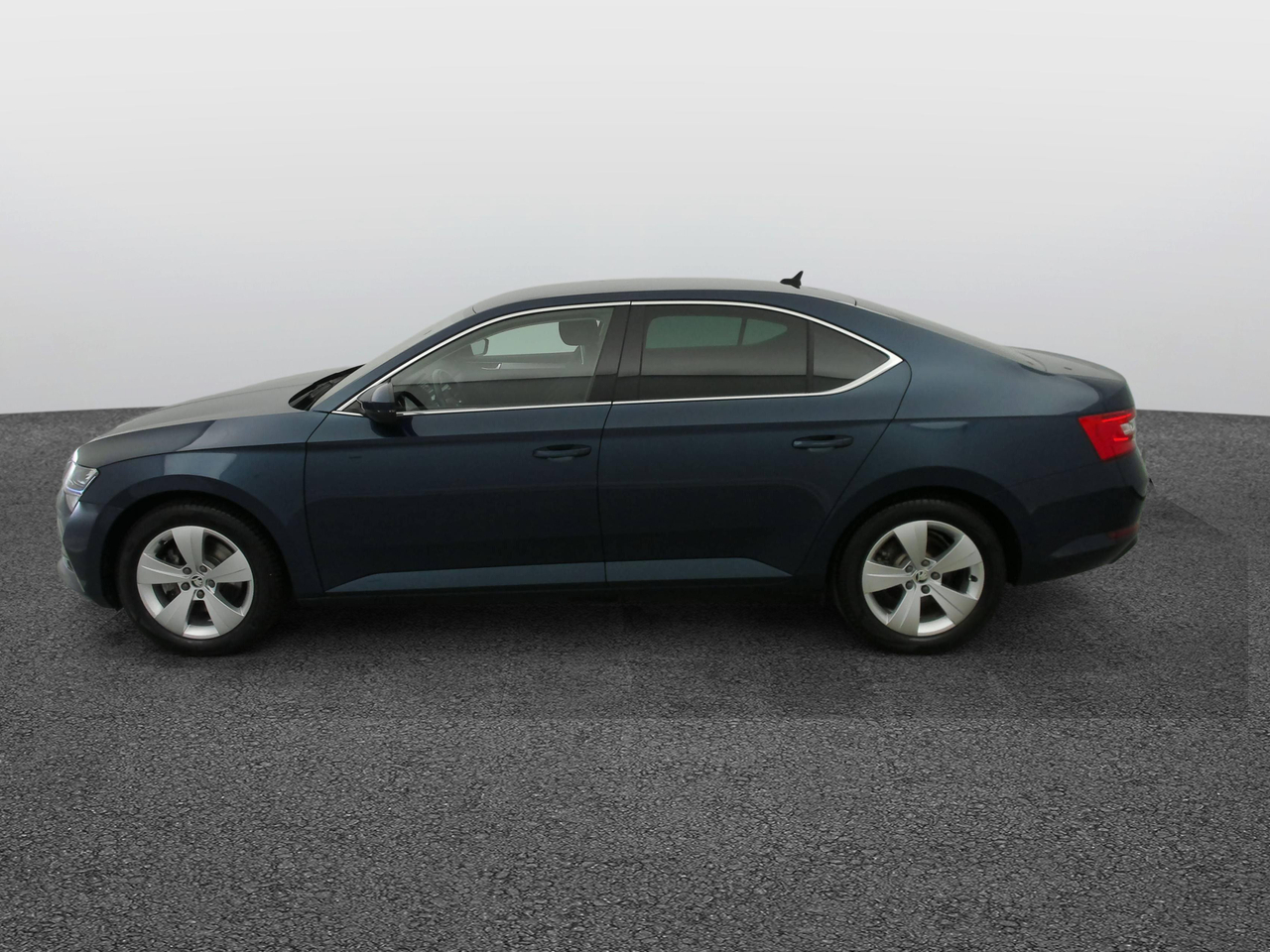 Skoda Superb 1.4 TSI PHEV 218 ch DSG6 — photo 2