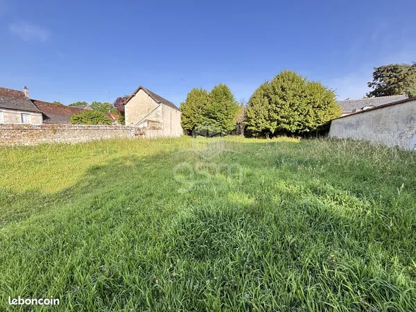 Terrain 935 m² Sainte-Maure-de-Touraine