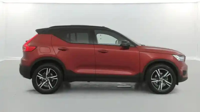 Volvo Xc40 t3 163ch r-design geartronic 8 suréquipé + toit ouvrant — photo 6