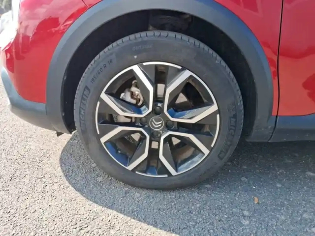 Citroën C4 e- 136 ch automatique — photo 13