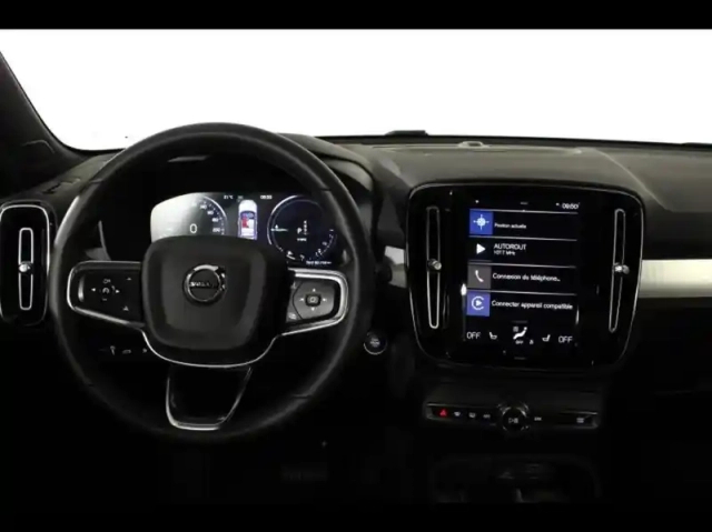 Volvo Xc40 t5 recharge 180 + 82ch plus dct 7 — photo 12