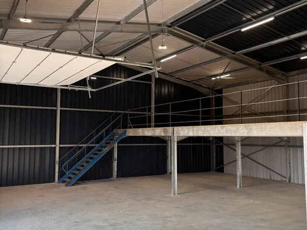 LOCAL 480m2