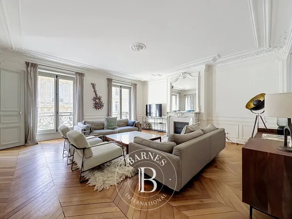 Le service location de la Maison BARNES vous propose ce bien :