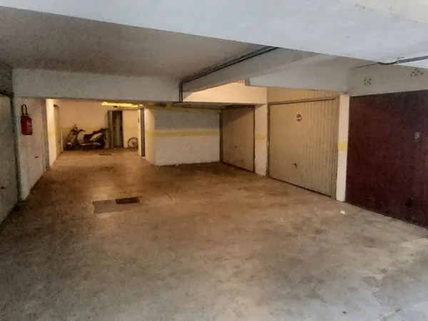 Garage/box ferme non inondable 13m²