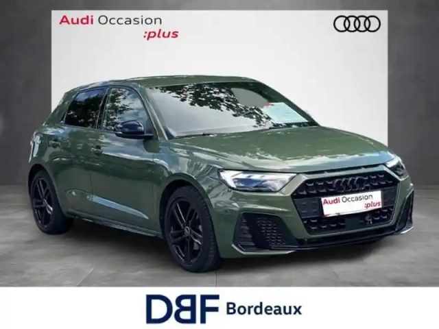Audi A1 30 tfsi 116 ch s tronic 7 s line — photo 6