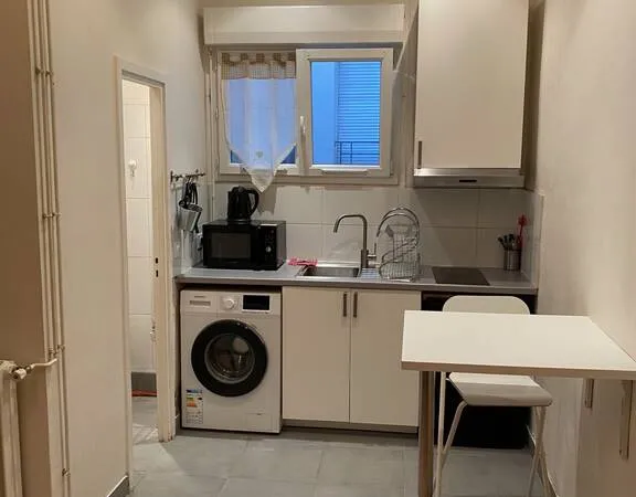 Studio 1 pièce 18 m²