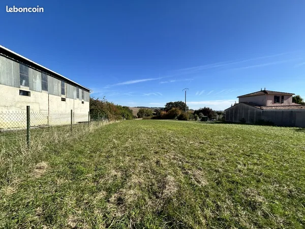 Terrain 1670 m² Beaumont-de-Lomagne
