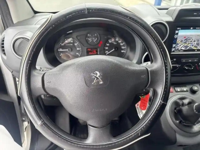 Peugeot Partner standard 1.6 bluehdi 75ch premium — photo 8