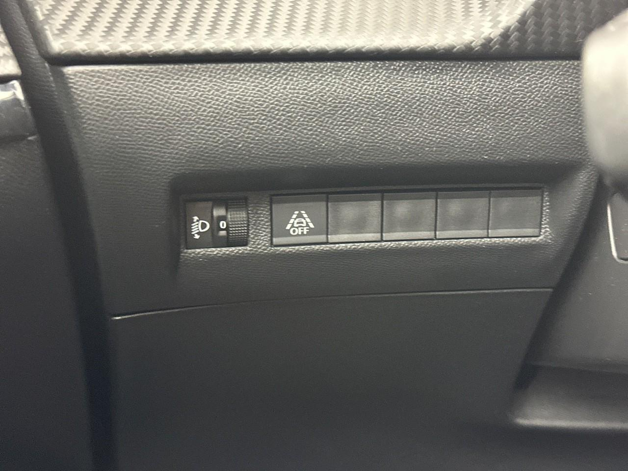 Peugeot 208 puretech 100 s&s bvm6 allure — photo 16