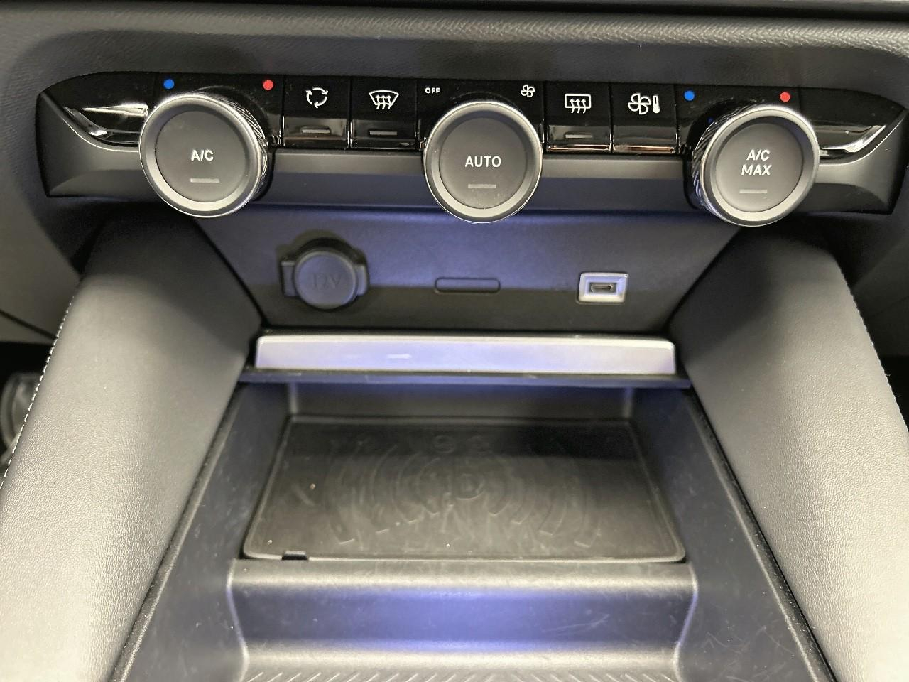 Citroën C5 X hybride rechargeable 225 s&s e-eat8 shine — photo 25