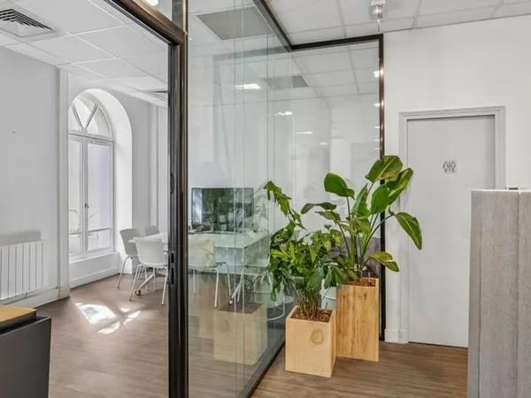 Bureaux 133 m²