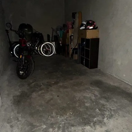Parking fermé 2 roues partagé