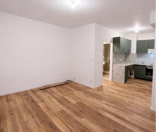 Studio rénové avec balcon - Annemasse, proche tram