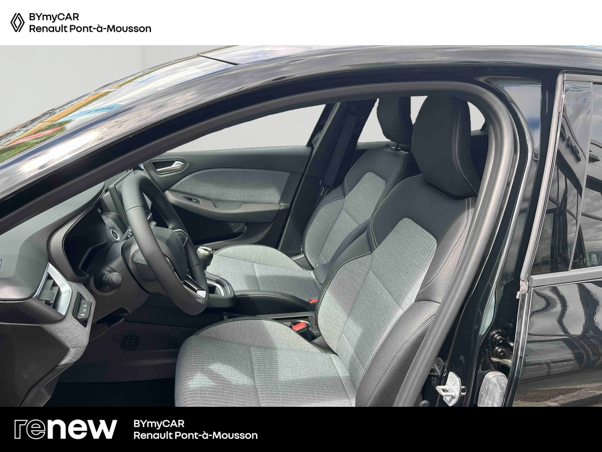 Renault Clio TCe 90 ch GSR2 — photo 11